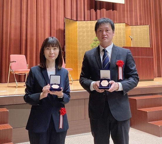 Technical Specialists Mr. Oshikawa and Ms. Kimura receive the 2024 the Commendation for Science and Technology by the Minister of Education, Culture, Sports, Science and Technology.