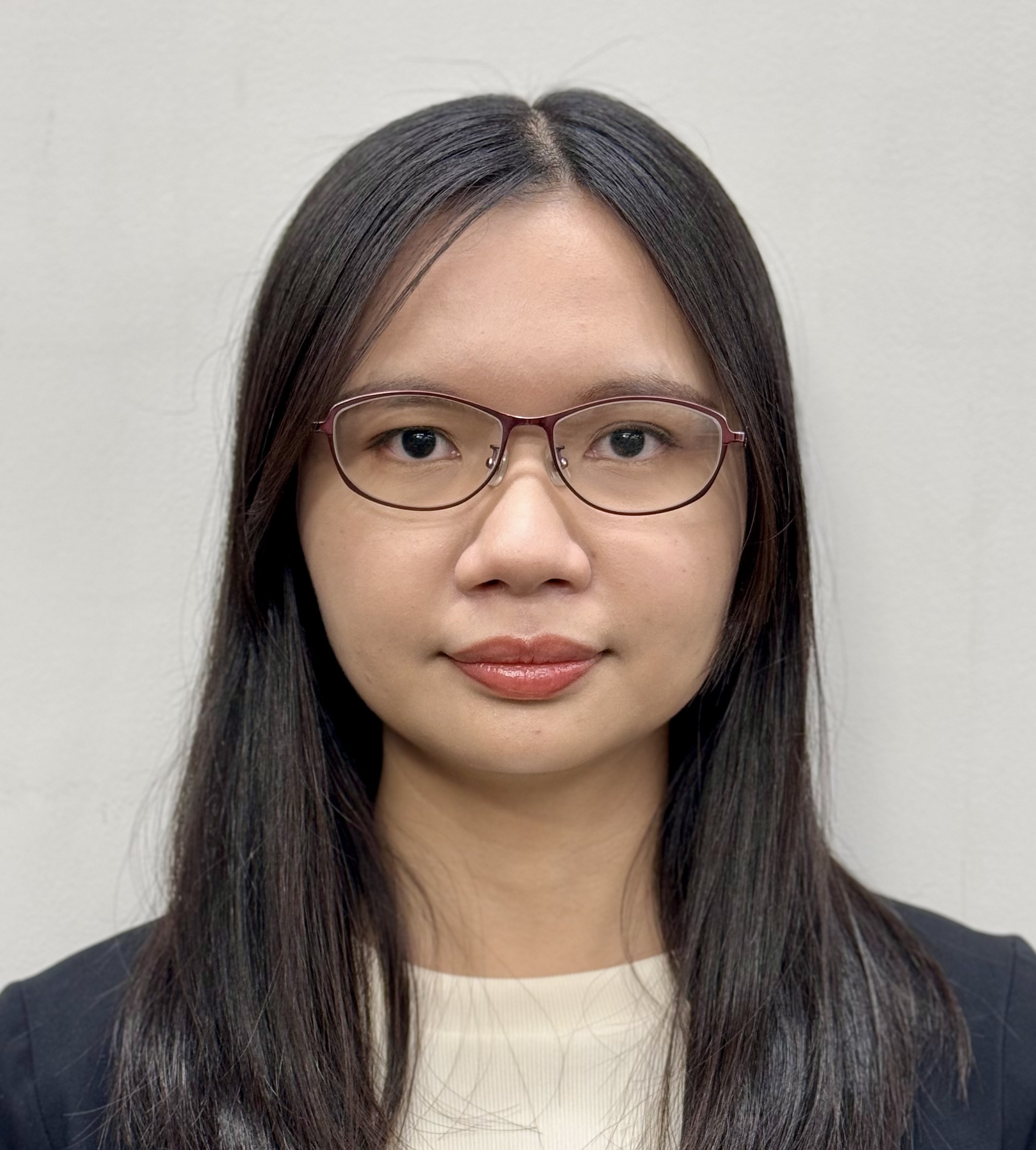 i-Con_邱文心_顔写真